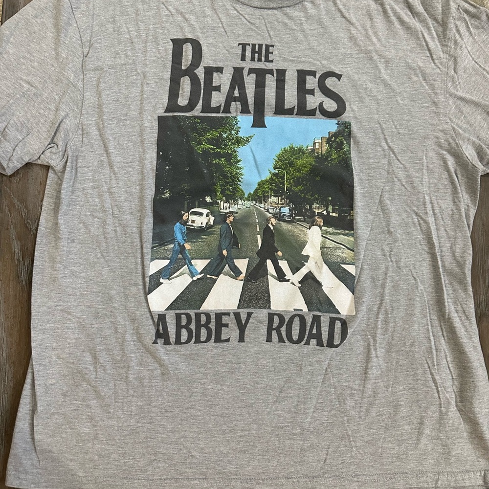 Gray The Beatles Abbey Road T-Shirt - Picture 2 of 5